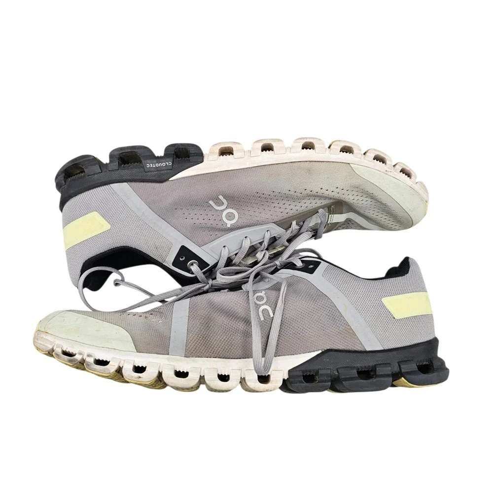 On Men's Size 11.5 VGC Cloudflow Grey Athletic Cushioned Running Sneakers Shoes